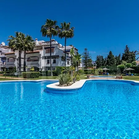 Solguest Apt A 7 Minutos De Puerto Banus 1ª Linea Playa!!! Marbella Exterior photo
