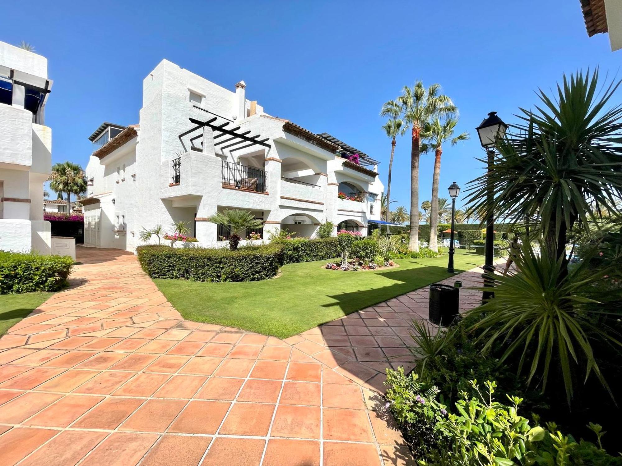 Solguest A 7 Minutos De Puerto Banus 1ª Linea Playa!!! Apartment Marbella